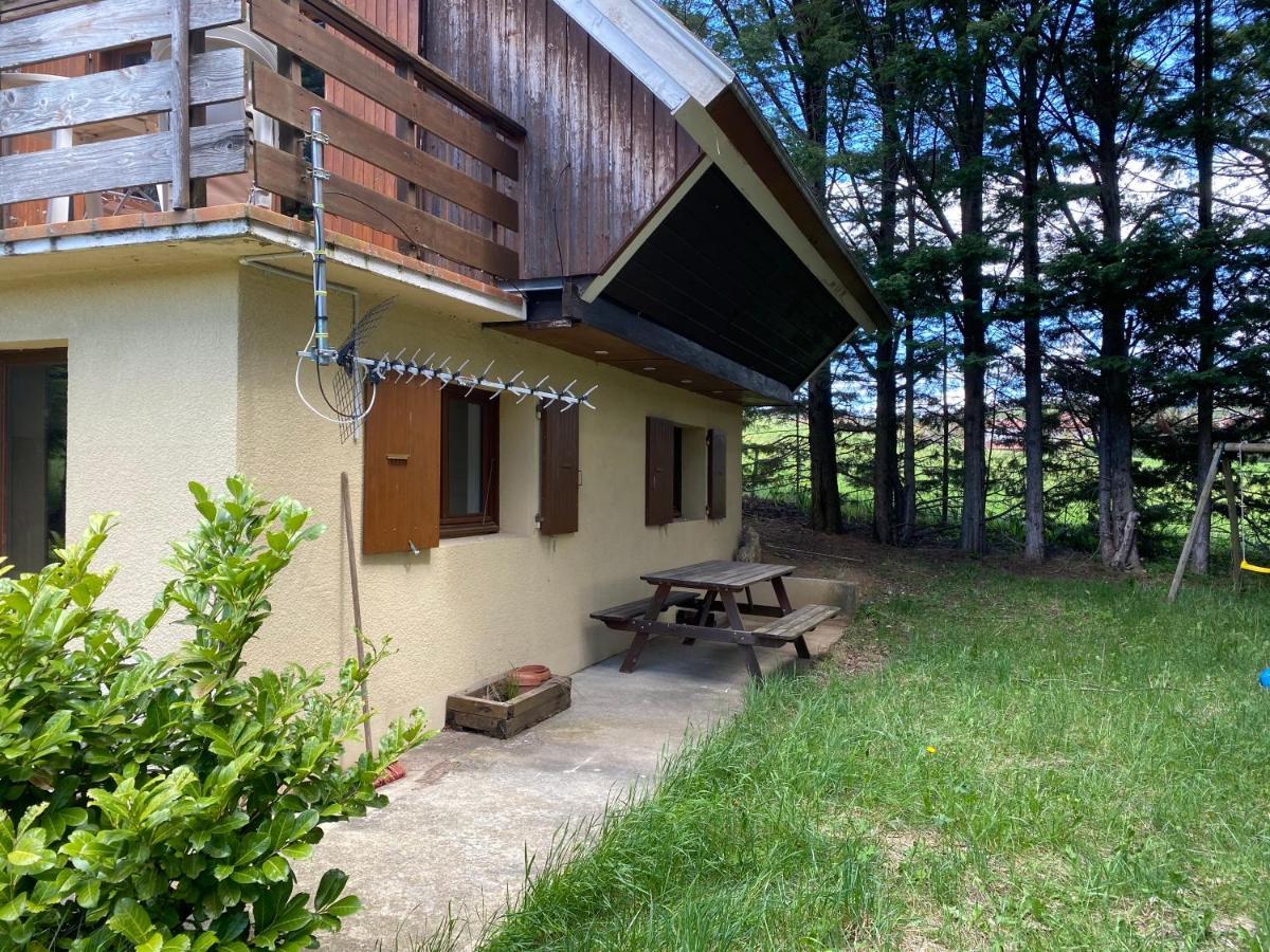 Appartement Dans Le Chalet Ла Шапел-ен-Веркор Екстериор снимка