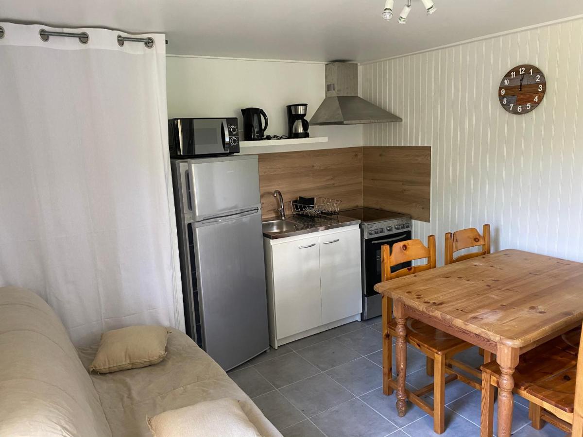 Appartement Dans Le Chalet Ла Шапел-ен-Веркор Екстериор снимка