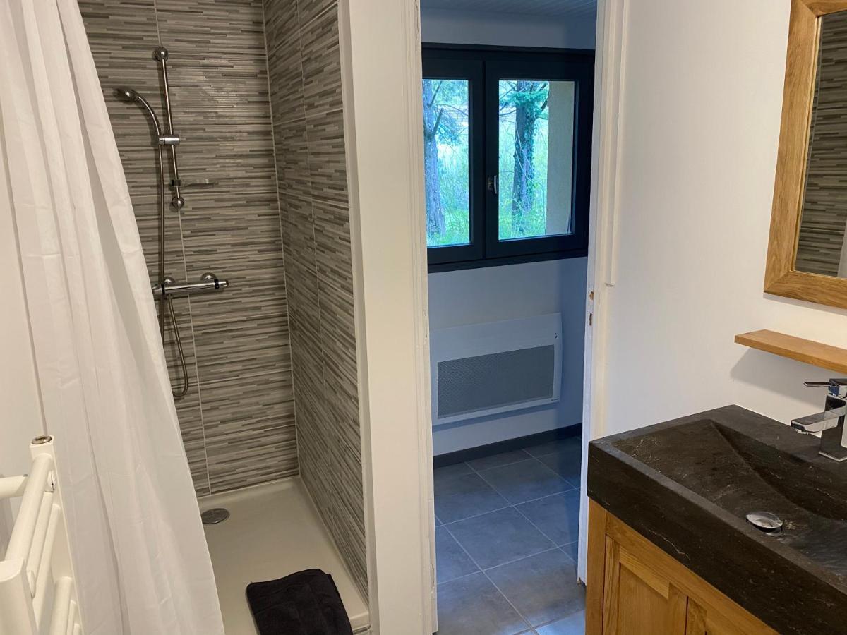 Appartement Dans Le Chalet Ла Шапел-ен-Веркор Екстериор снимка